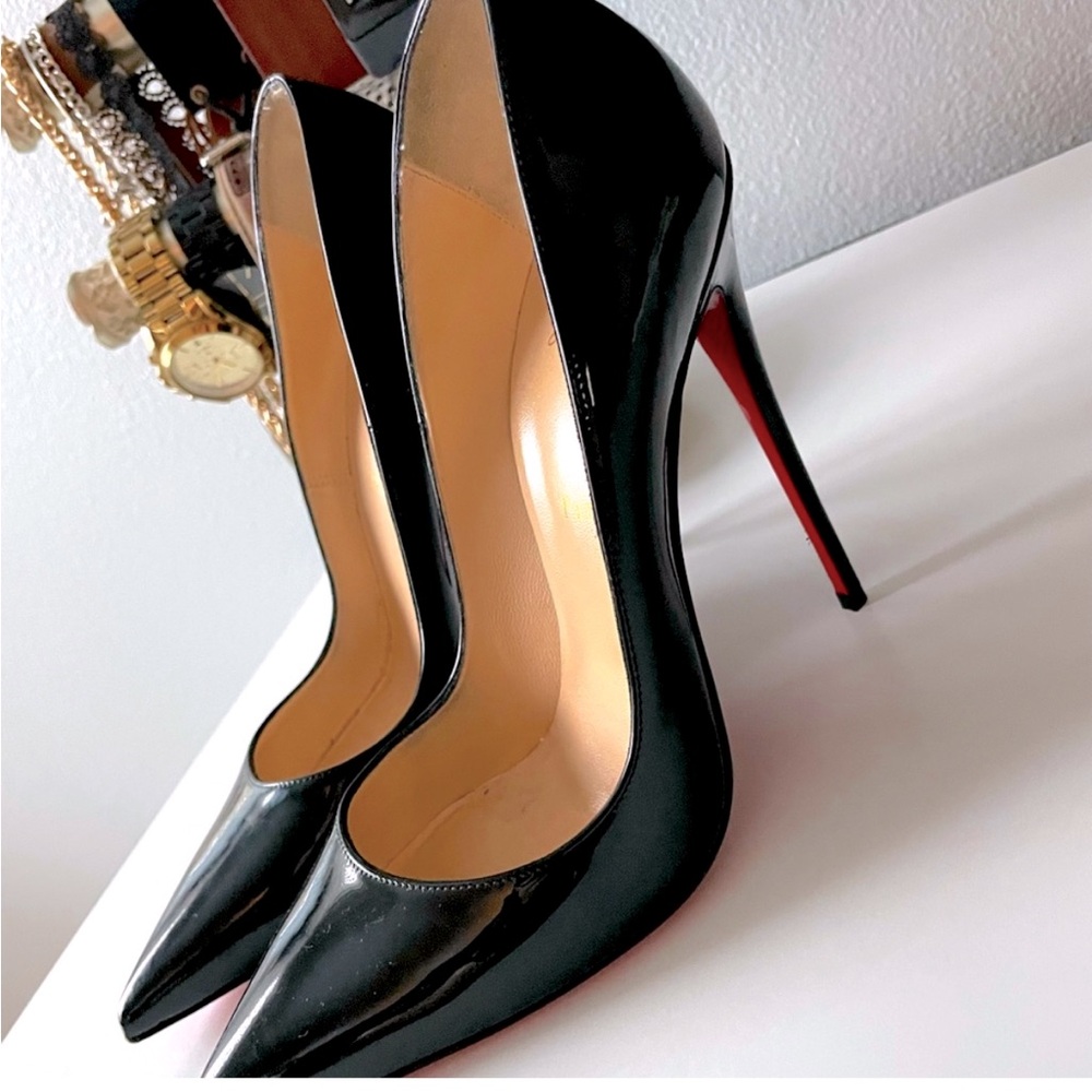 Christian Louboutin "So Kate"